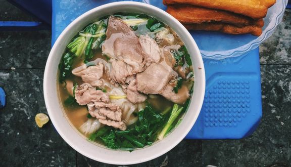 bún bò đặc biệt