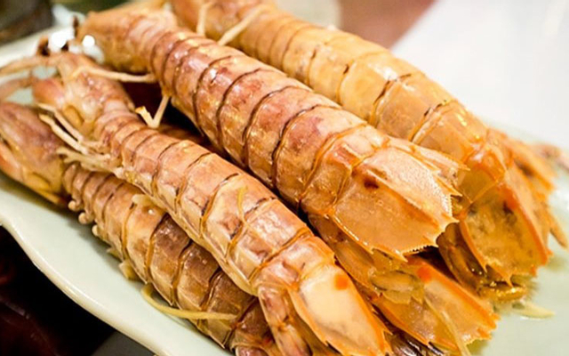 Bánh chưng ta chả bò Lào