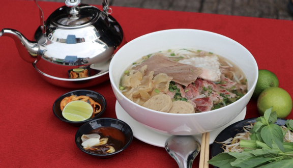 CHÉN 2 TRỨNG- 2 EGGS IN SOUP