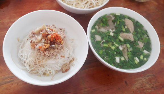 Phở khô 2 tô gà