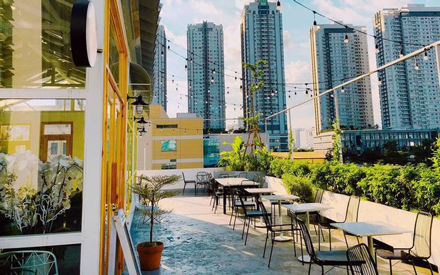 Nắng Rooftop Coffee