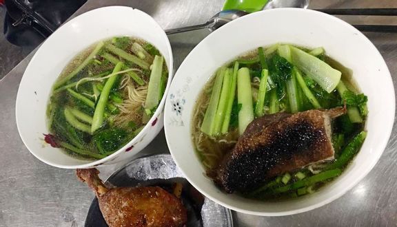 Mì vịt tiềm xương xương