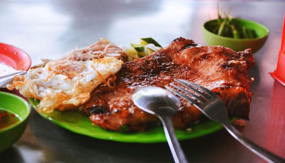 Mì xào mực