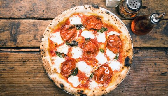 Pizza Hải Sản Size M + Coca 390ml