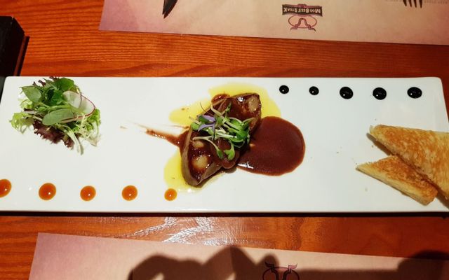 Moo Beef Steak - Lý Tự Trọng