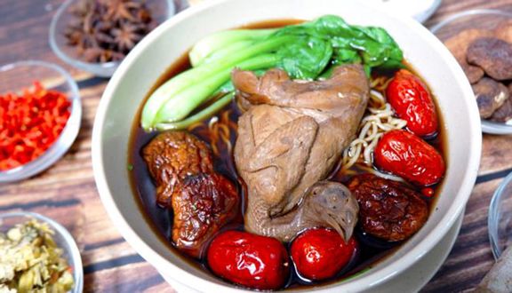 Món Tiềm Hai Trung - Cút Tiềm & Giò Heo Tiềm - Nguyễn Gia Thiều