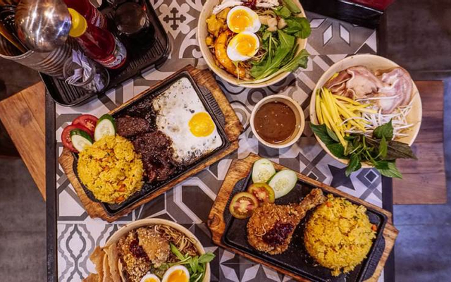 Cơm gà giòn Mộc Vị