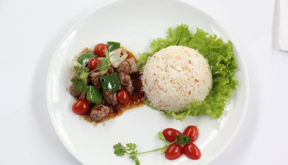 Nui xào bò