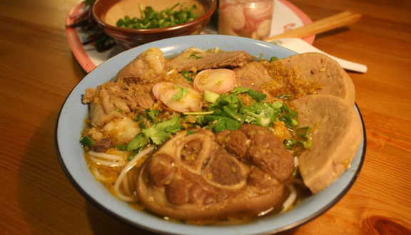 Minh Nhật - Quán Bún Giò Heo