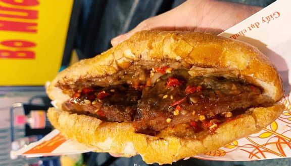 Mika - Bánh Mì & Cơm Bò Nướng - Trần Quang Khải