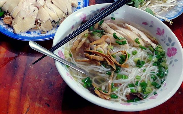 Miến Phở Gà 43 Mạc Đĩnh Chi - Lê Văn Thiêm