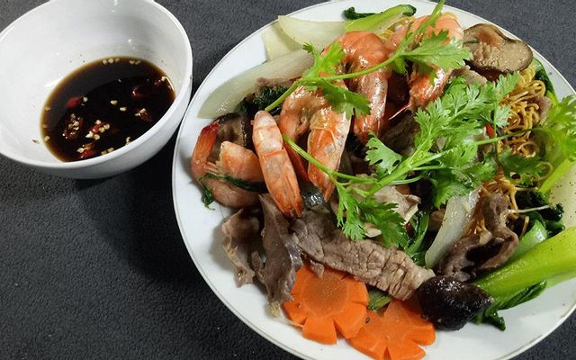 Mì Xào Giòn Chợ Cũ