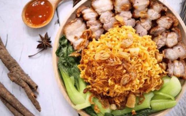 Mì Trộn Tên Lửa - Hùng Vương