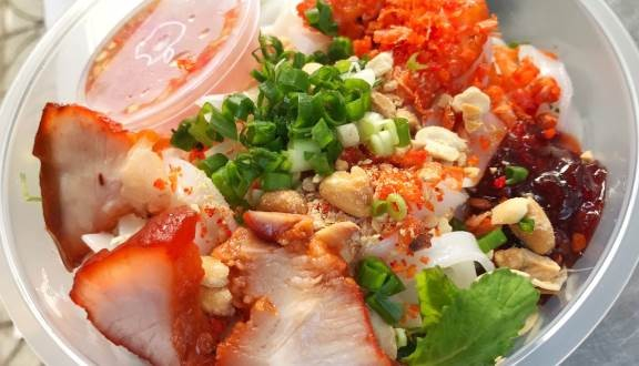 Mì Quảng Trộn Ta Mi - Nguyễn Trọng Tuyển