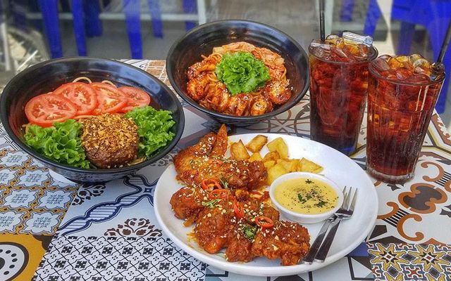 Mì Quăn - Quăng Tận Nơi