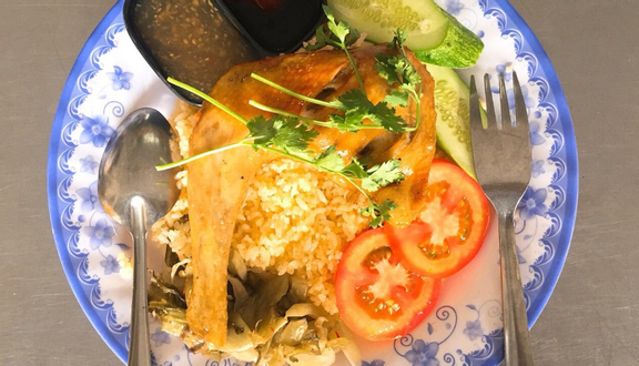 Cơm dương châu gà