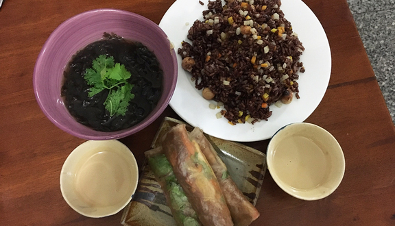 Cơm lức đậu đỏ đĩa