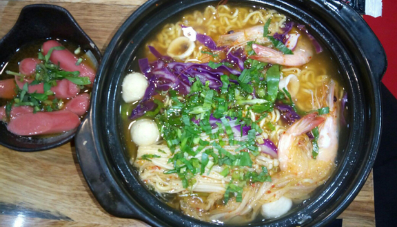 Mì Cay Gochu - Nguyễn Ảnh Thủ