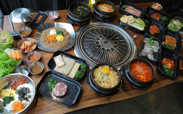 Meat & Meet Korean BBQ Container - Lê Thị Riêng