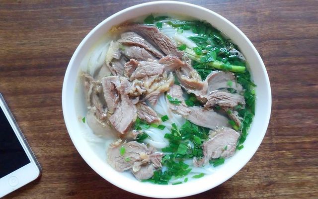 Tư Lùn - Phở Bò