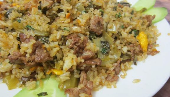 Tứ Hùng - Phở Bò & Cơm Rang