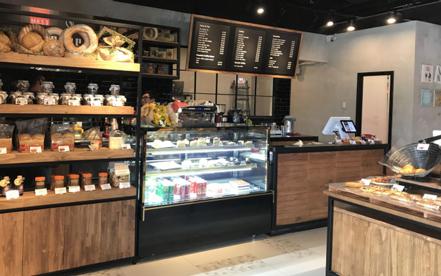 Masstige Bread & Coffee - The Vista Verde