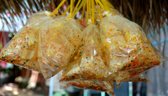 Mai Trần - Bánh Tráng Tỏi Ớt