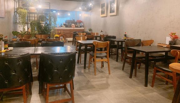 Lucky - Cơm Văn Phòng & Cafe