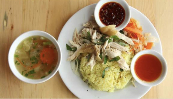Lucky - Cơm Gà & Miến