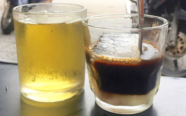 Lối Cũ Cafe