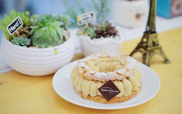 Hazelnut Glace