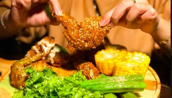 Đùi gà nướng mật ong với khoai tây