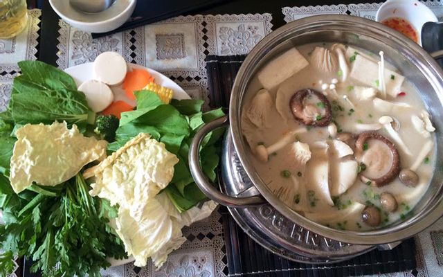 Cơm cháy sốt nấm