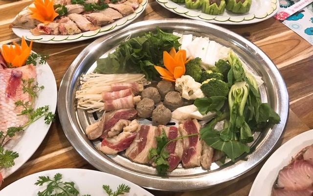 Lẩu Hơi Rạng Đông