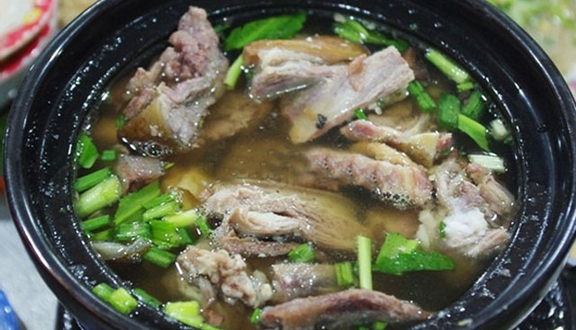 Lẩu Dê Minh Phụng