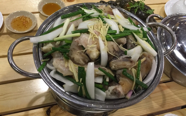 Lẩu Dê & Cua 245 - Hoàng Sa