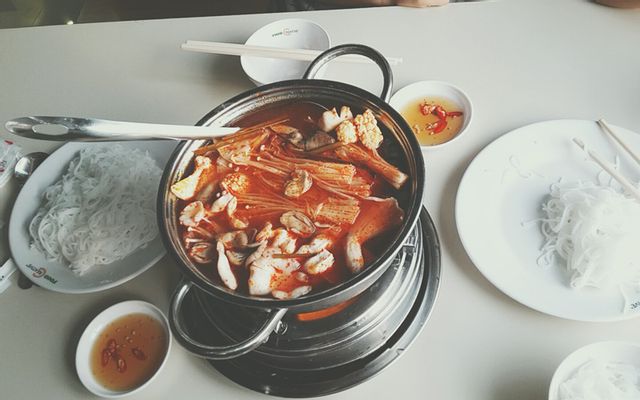 Cơm chiên bò xào kim chi