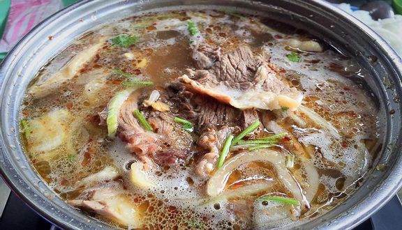 Lẩu Bò Giáo Toàn