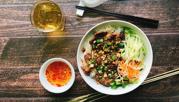 Bún Thịt Nướng Phần Lớn ĐB Topping(nhiều thịt nướng, nhiều ram