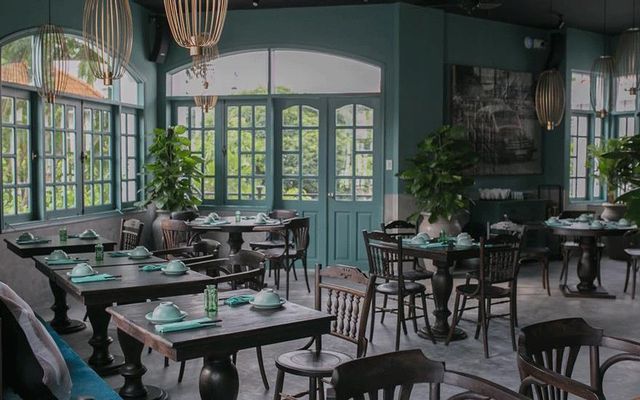 Laang Restaurant