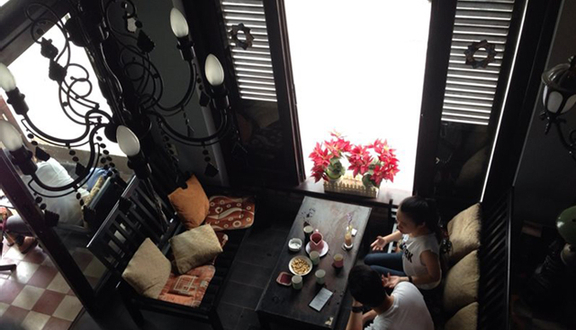 Kleine Ecke Cafe - Tô Hiến Thành