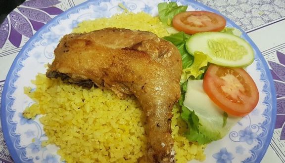 Cơm Gà Kho Sả Ớt
