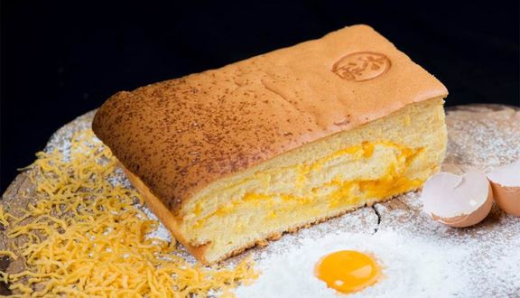 Bánh mì bơ tỏi phô mai trứng muối