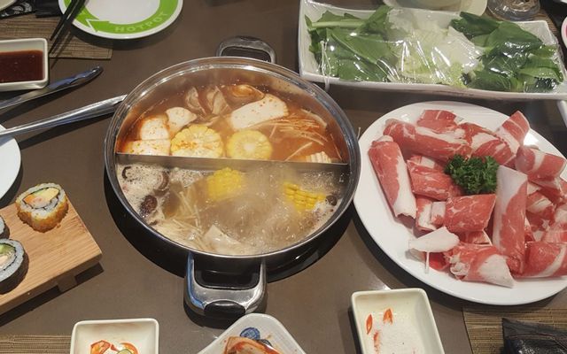 Kichi Kichi Lẩu Băng Chuyền - Vạn Hạnh Mall