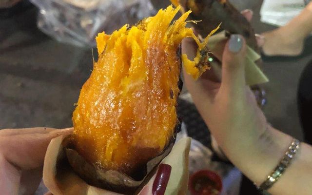 Khoai Lang Mật Nướng - Phạm Văn Đồng
