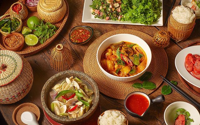 Rau muống đỏ lửa