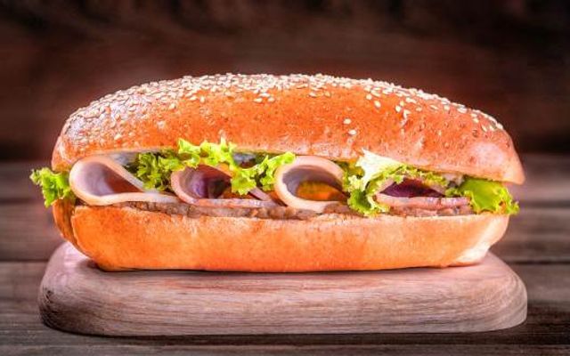 Huỳnh Gia - Bánh Mì, Vịt Quay & Heo Quay - Trần Văn Giàu
