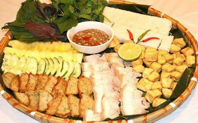 Huy Khoa Chinsoo - Bún Đậu Mắm Tôm & Cơm Gà Xối Mỡ