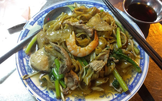 Hủ Tiếu Xào - Thái Phiên