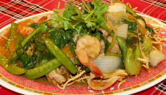 Hủ Tiếu Xào - Đoàn Văn Bơ